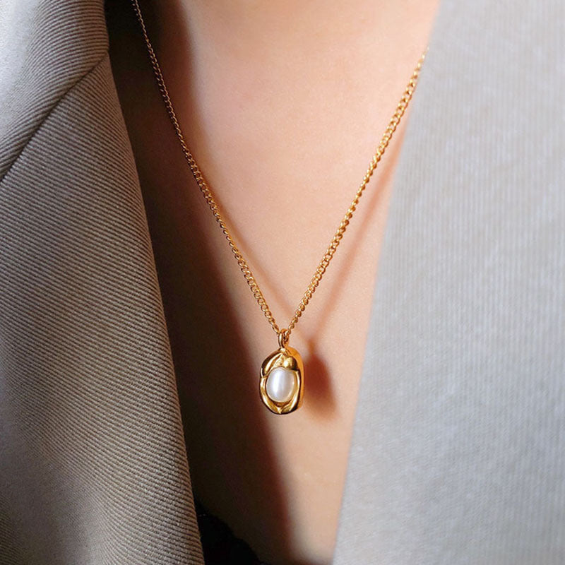 French Entry Lux Pea Pearl Female Titanium Steel Temperament Wild Necklace