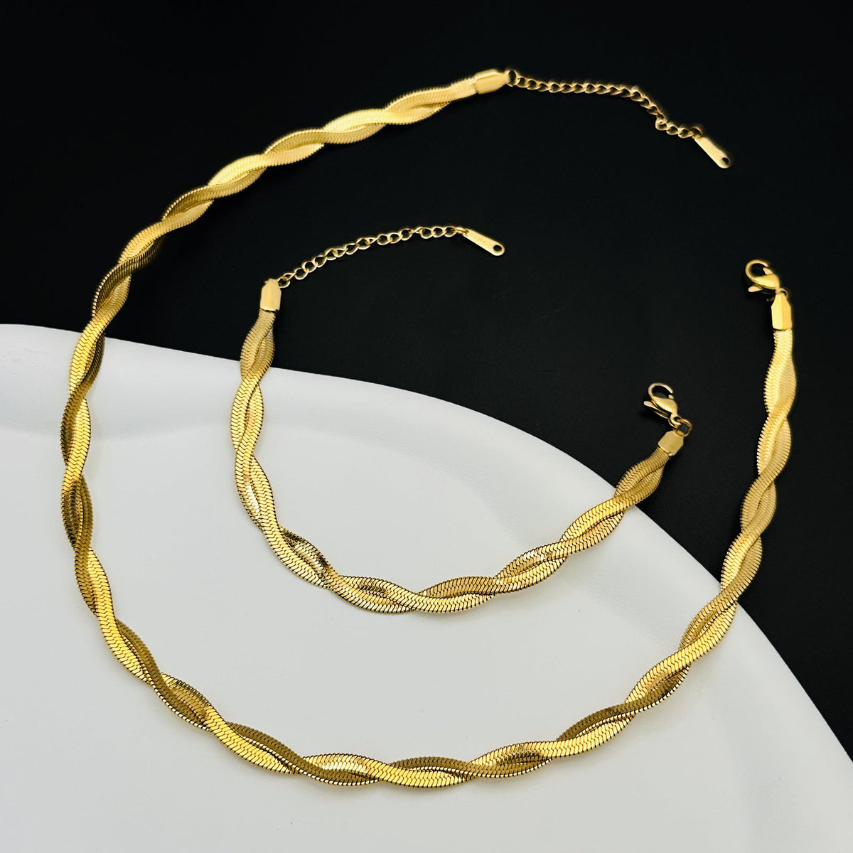 Women's Design Clavicle Chain Woven Gold-plated Stainless Jewelry Set