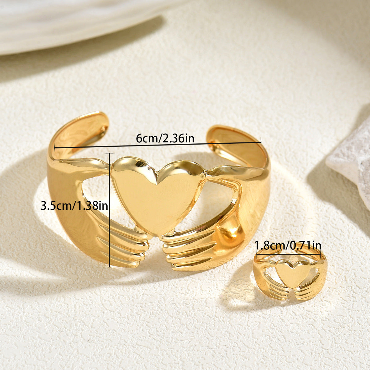 Love Oil Dripping Design Open Niche Bracelet