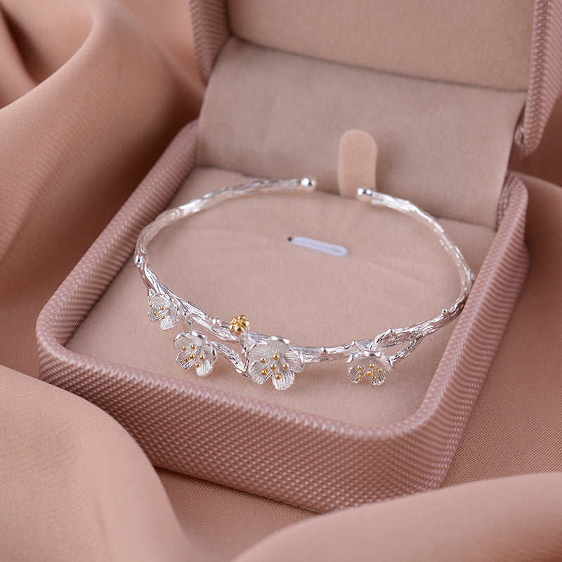 Spanner Female Summer Simple Mori Style Fresh Peach Blossom Fashion Bracelet
