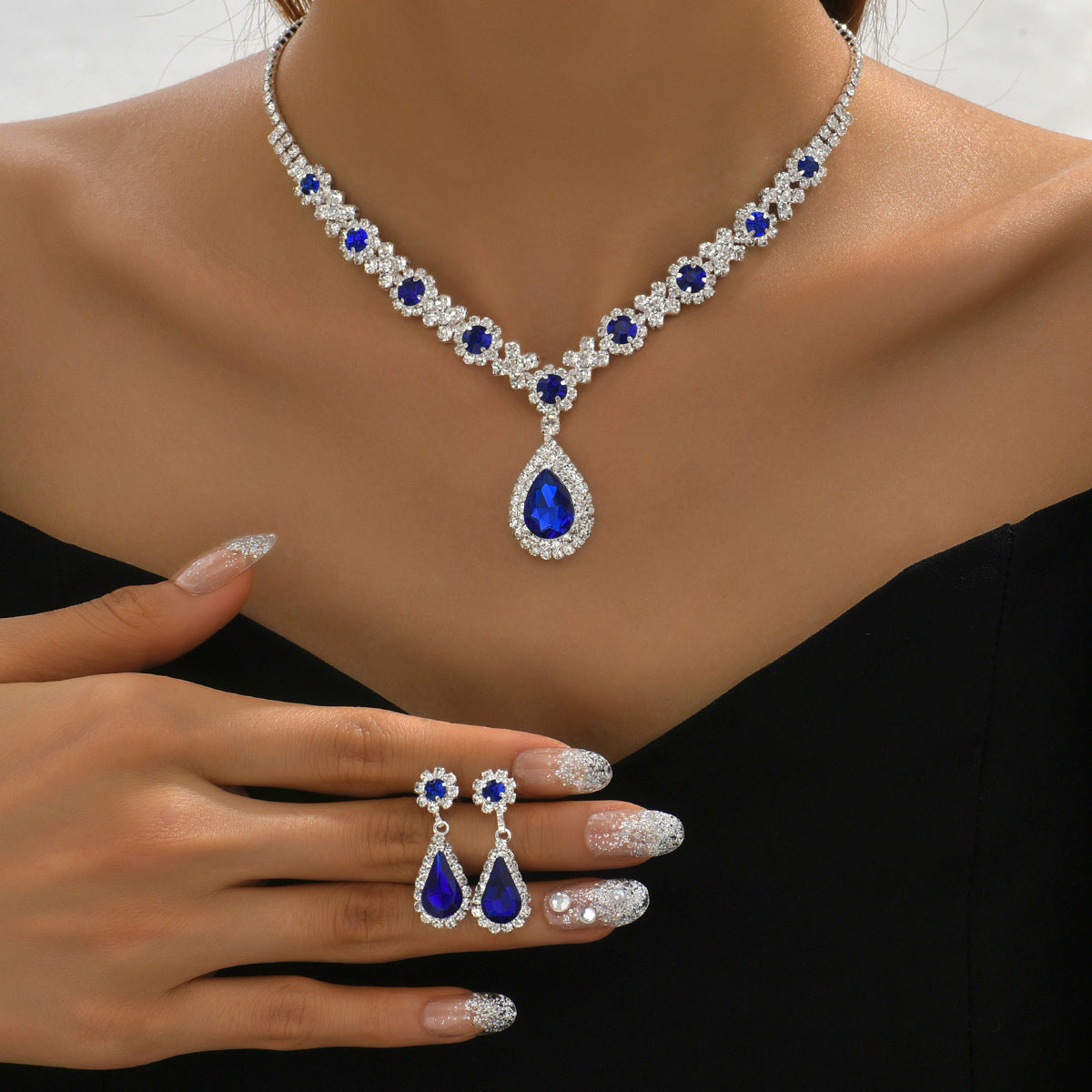 Special Price Fashion High-grade Crystal Gem Necklaces