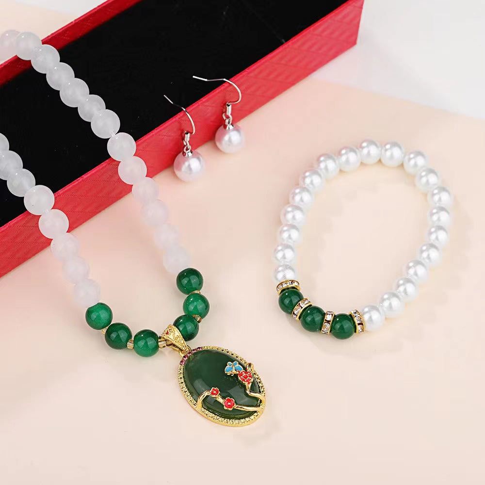 Women's Korean Simple To Give Mom Mother's Day Gift Live Necklaces