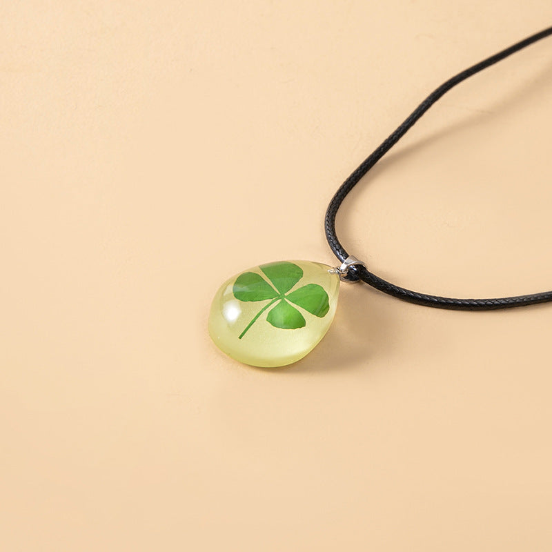 Drop Four-leaf Clover Noctilucent Mori Dried Flower Series Pendant