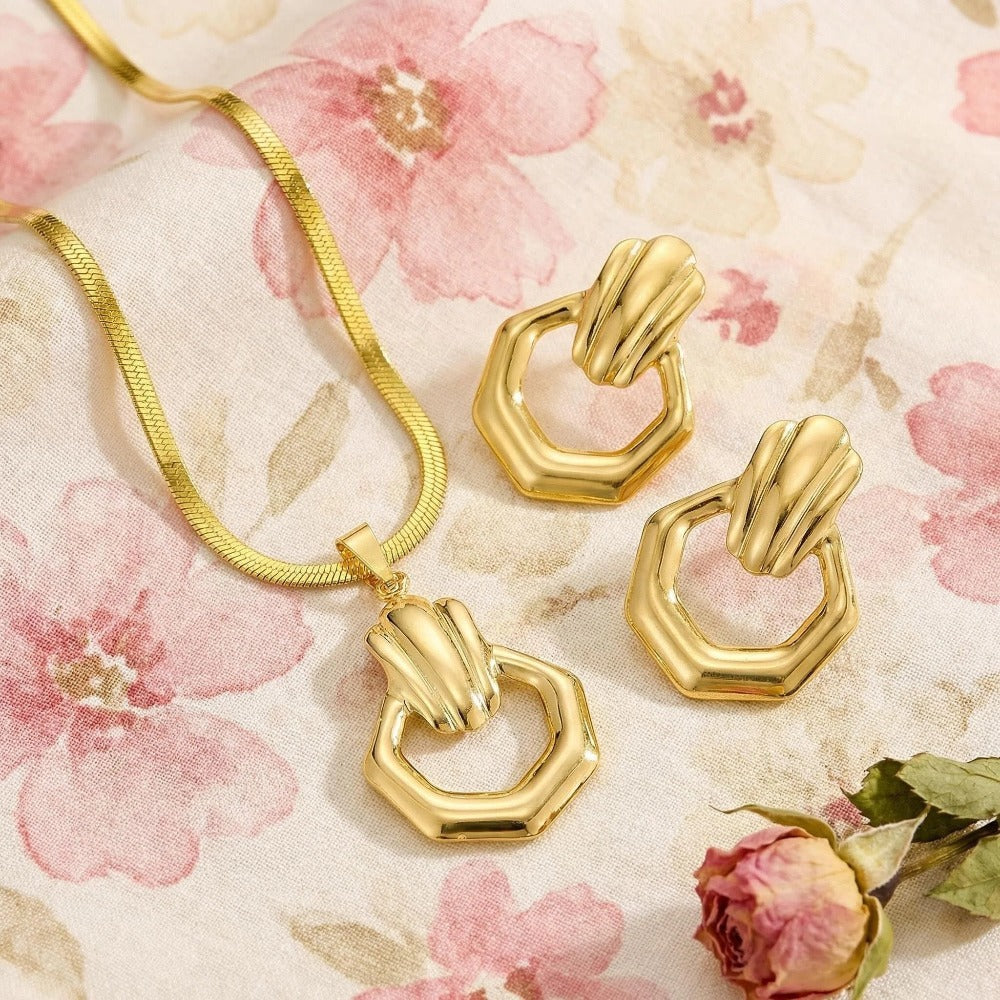Women's High Quality Stainless Steel Material Elegant Ear Suit Suitable Jewelry Set