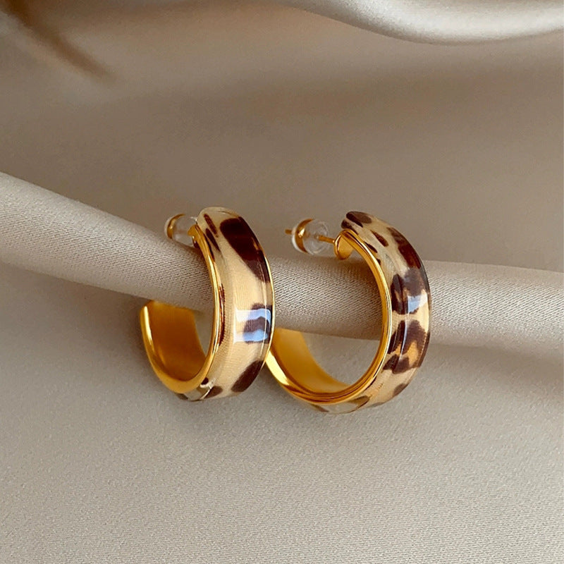 Women's Sier Needle Light Luxury French Retro Geometric Pearl Heart Earrings