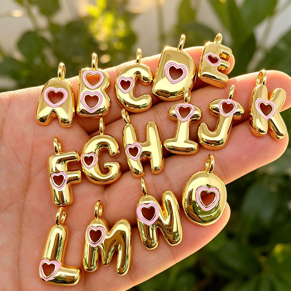 Xi English Letter Gold Simple Heart-shaped Pendant