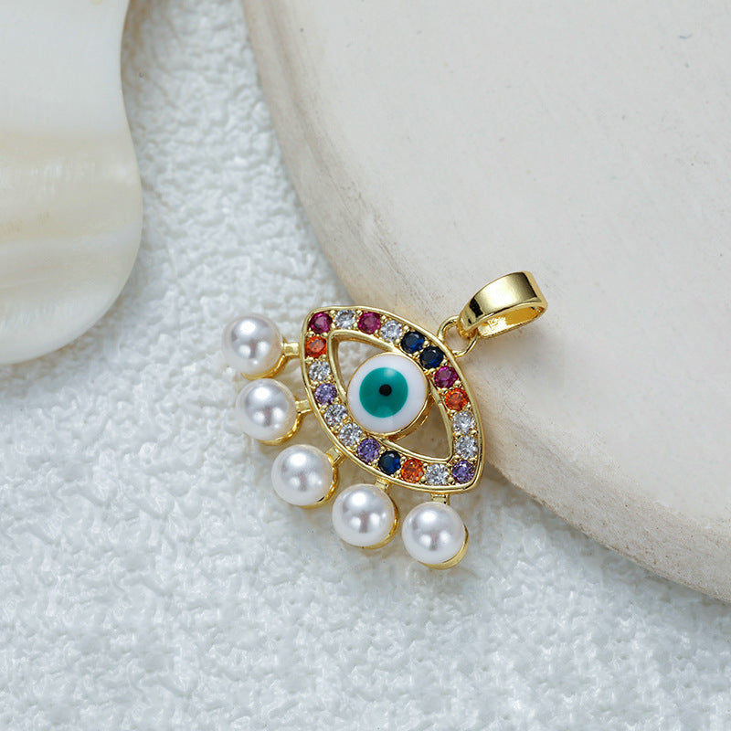 Women's Gold Eye Style Single Inlaid Color Zircon Trendy Dripping Palm Pendants