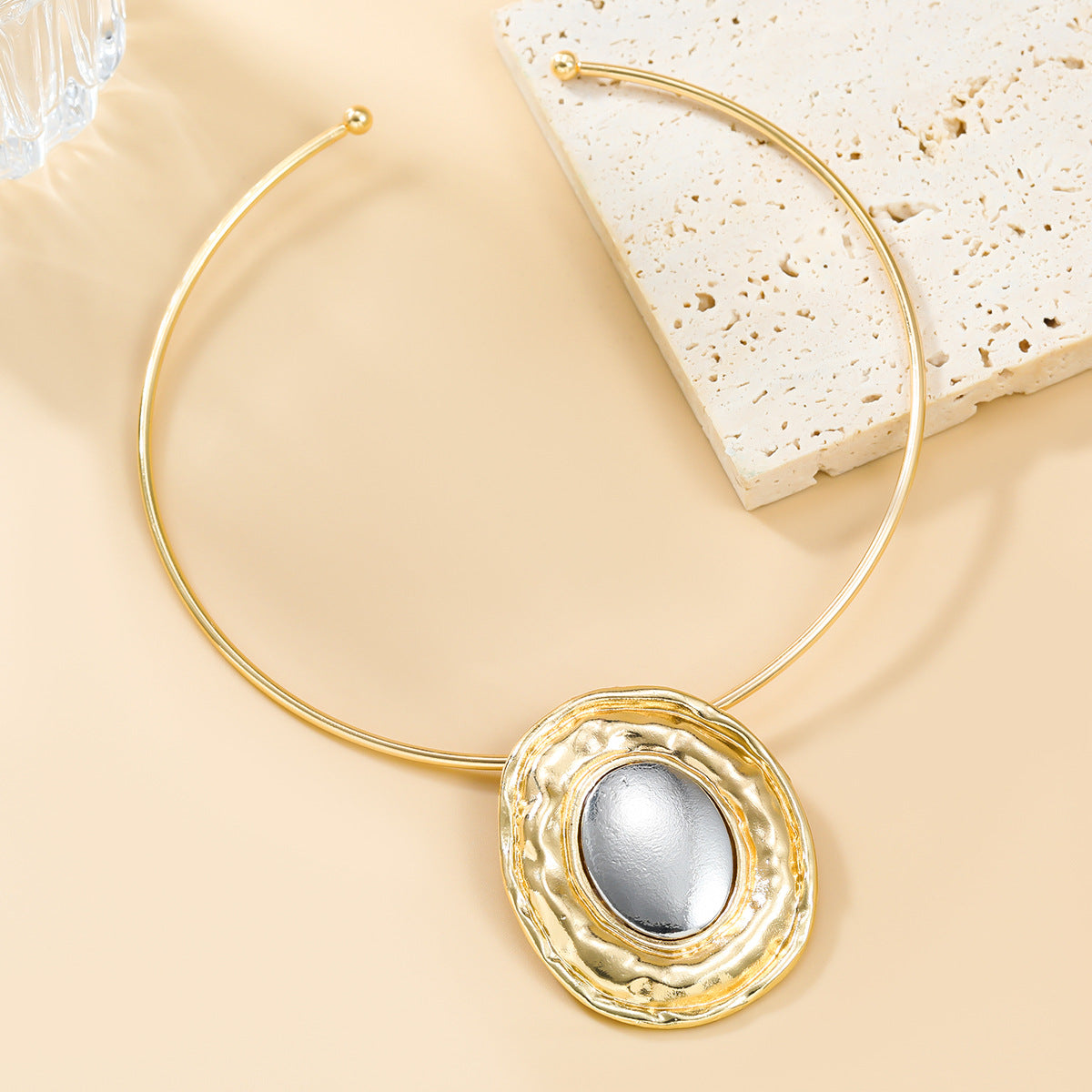 Women's Alloy Collar Exaggerated Oval Metal Color Necklaces