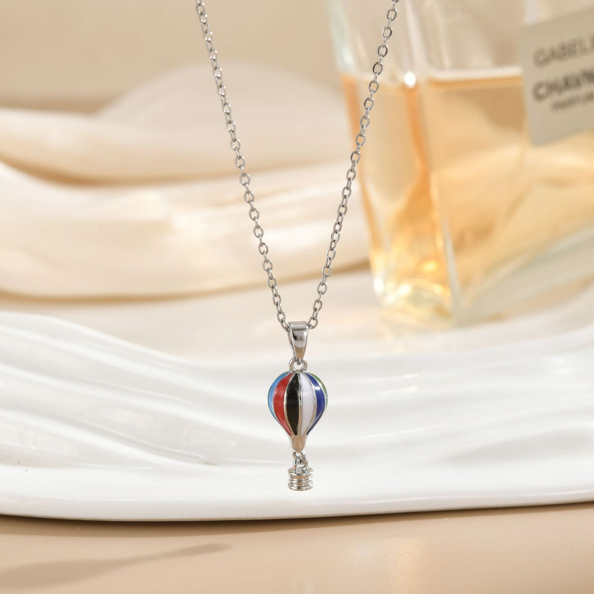 South America Turkey Three-dimensional Hot Air Balloon Female Affordable Luxury Pendants
