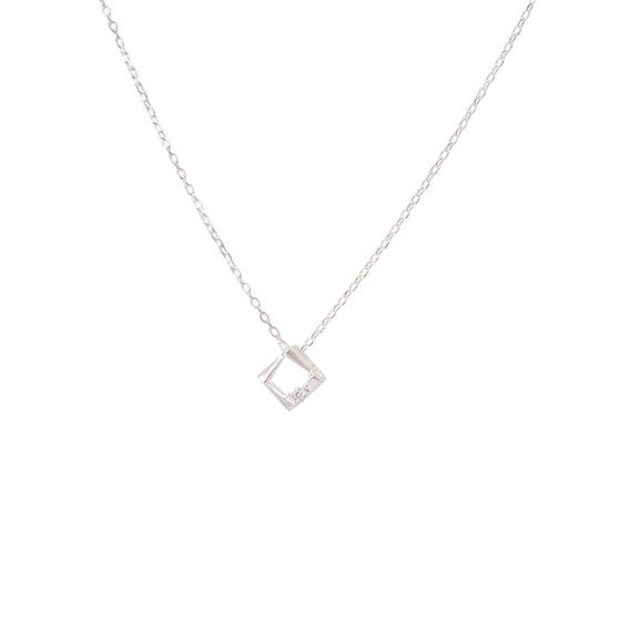 Women's Simple Style High Sense Design Affordable Luxury Necklace