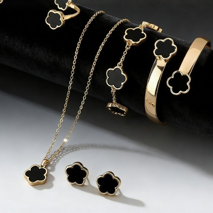 Women's Lucky Four-leaf Clover Five Petal Flower Bracelets