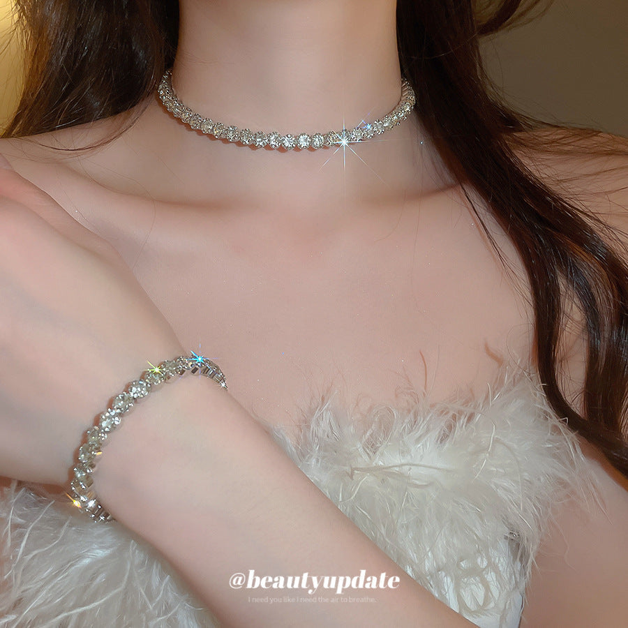 Women's Round Cold Style Light Luxury High-grade Design Sense Jewelry Set