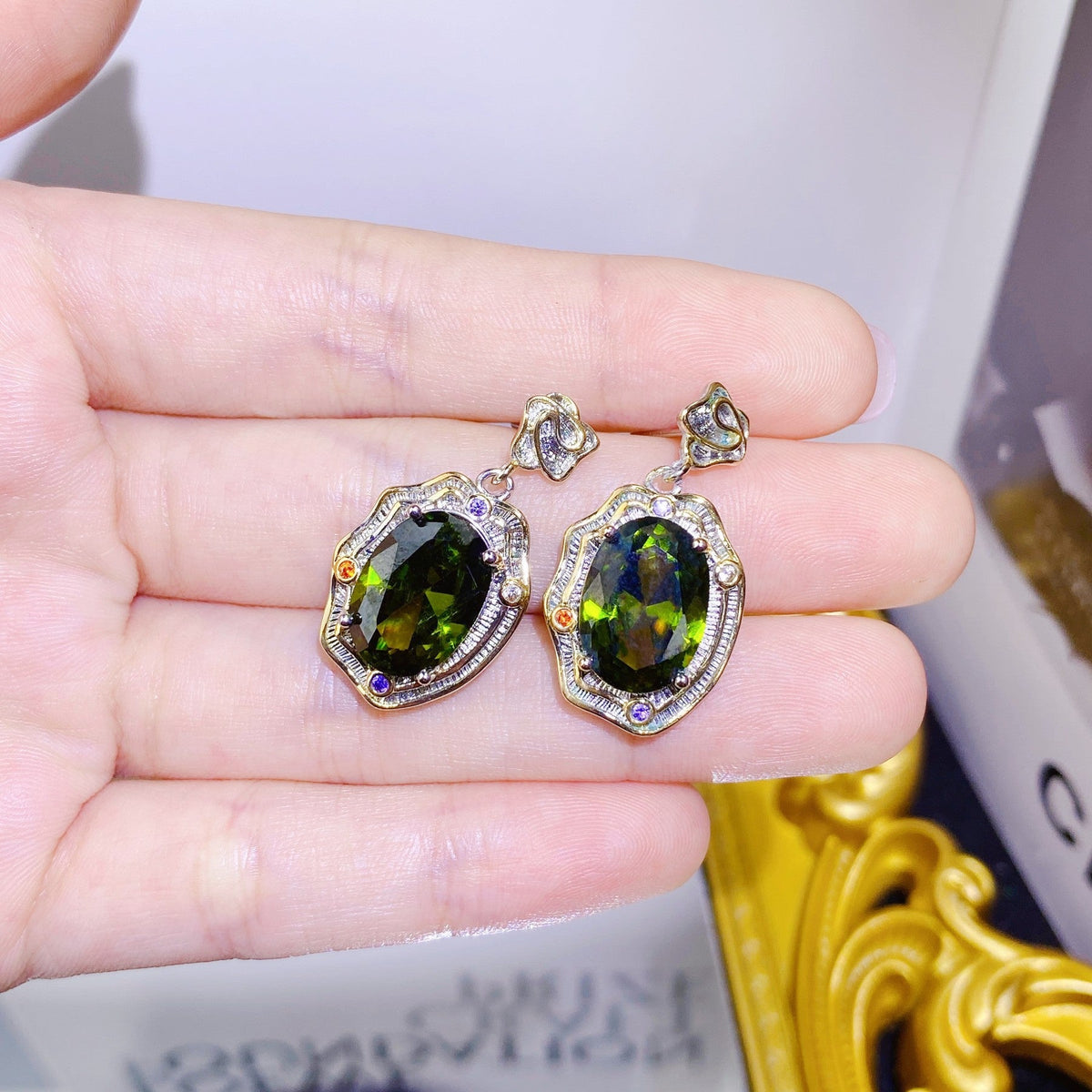 Women's Palace Style High Sense Elegance Retro Jewelry Set