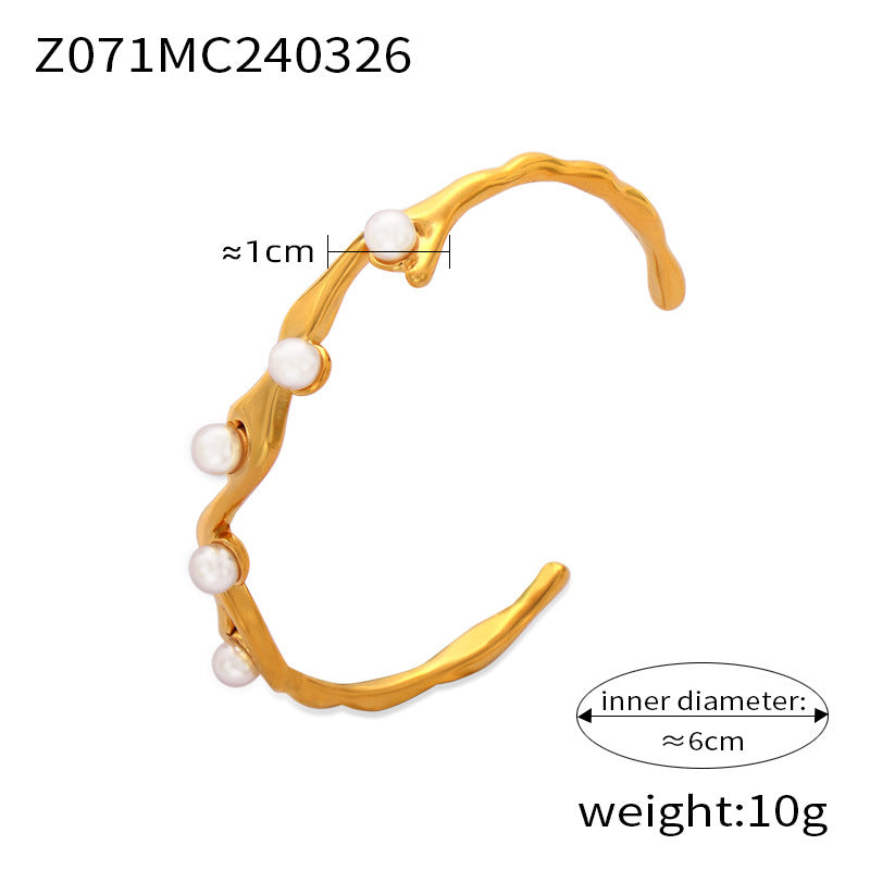 Women's Texture Design Gold Plated Light Luxury Bracelet