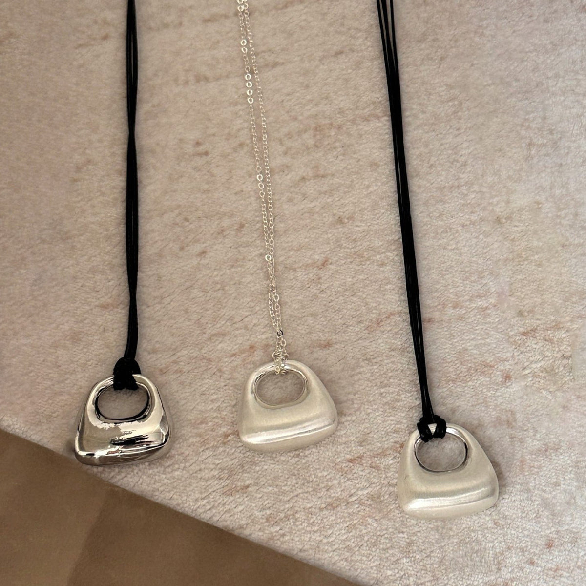 Simple Light Luxury Metal Bags Long Niche Design Leather Rope Necklaces