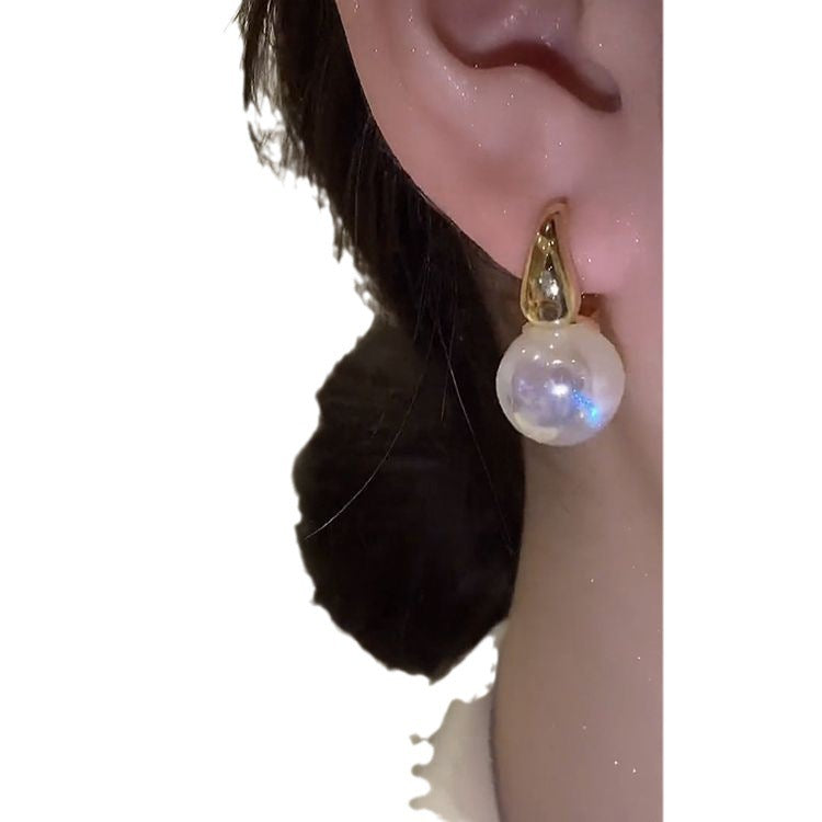 Mermaid Pearl Tassel French Style High Sense Design Temperament Entry Stud Earrings