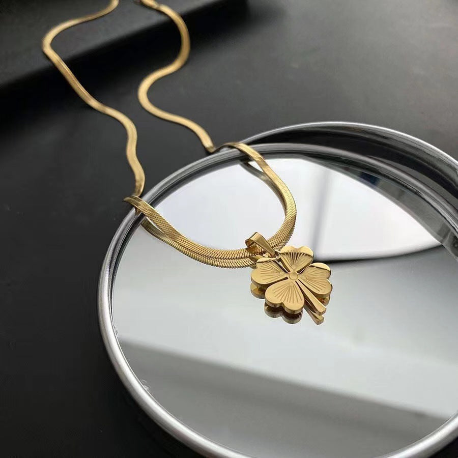 Women's Four-leaf Flower Titanium Steel For Affordable Luxury Necklace