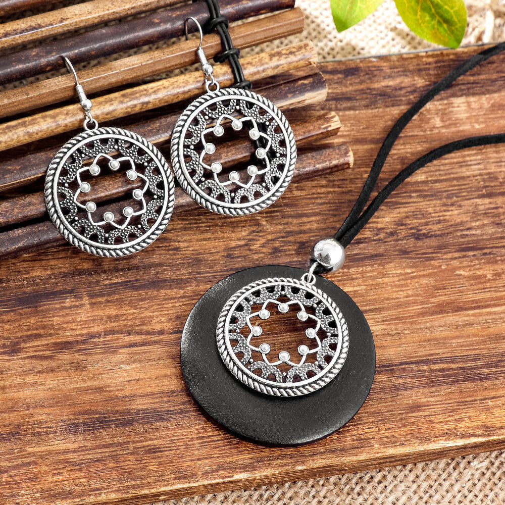 Women's Retro Bohemian Simple Hollow Niche Design Jewelry Set