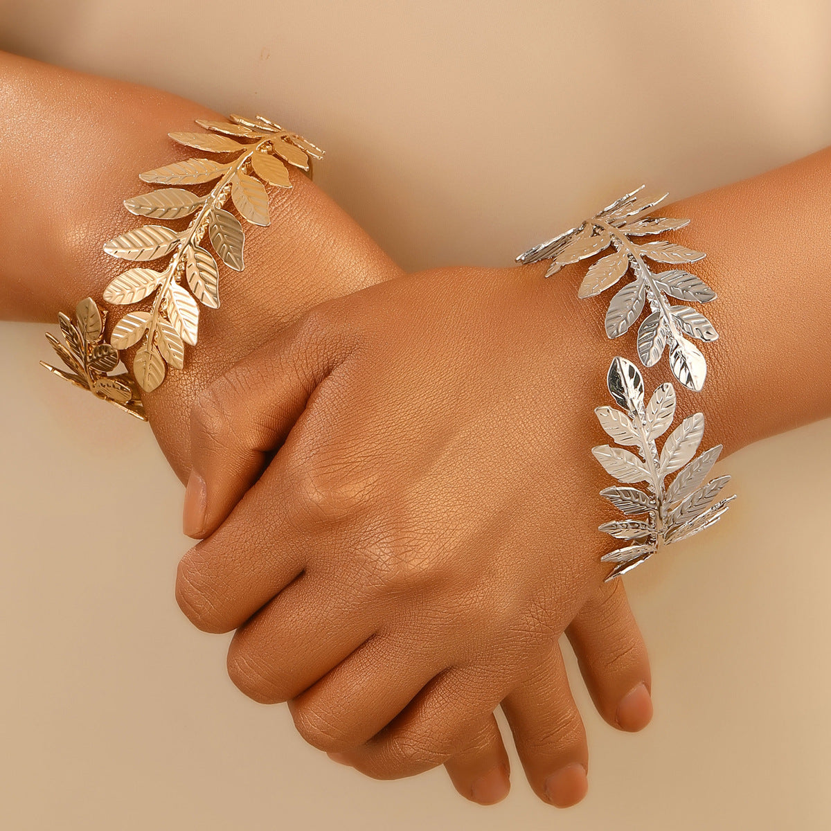 Personalized Leaf Female Creative Exaggerating Armband Bracelet