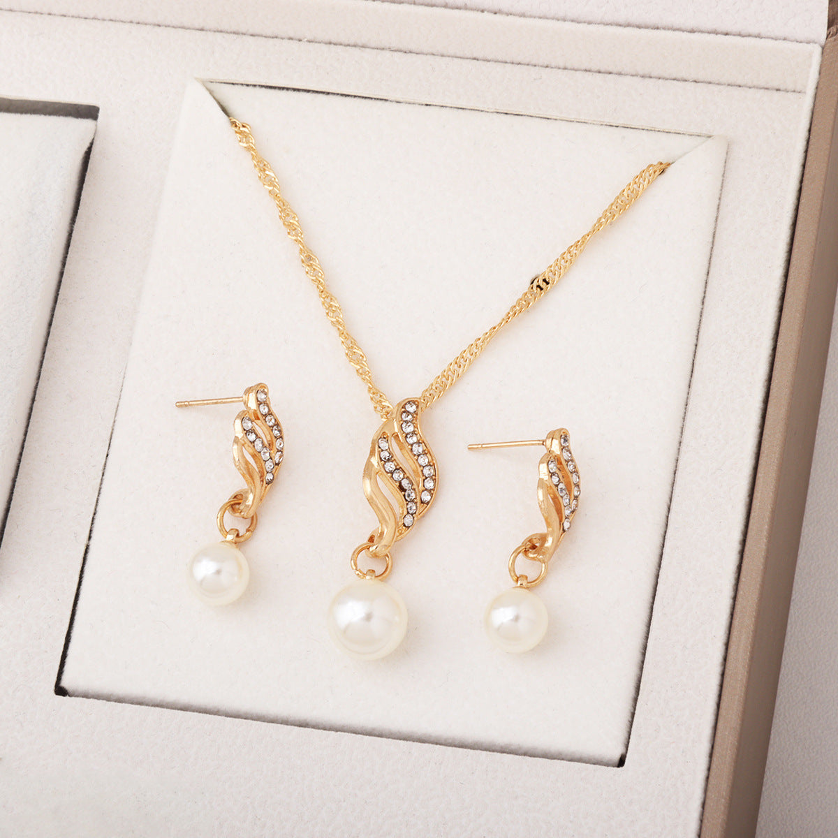 Temperament Simple Spiral Pearl Gold Sier Jewelry Set