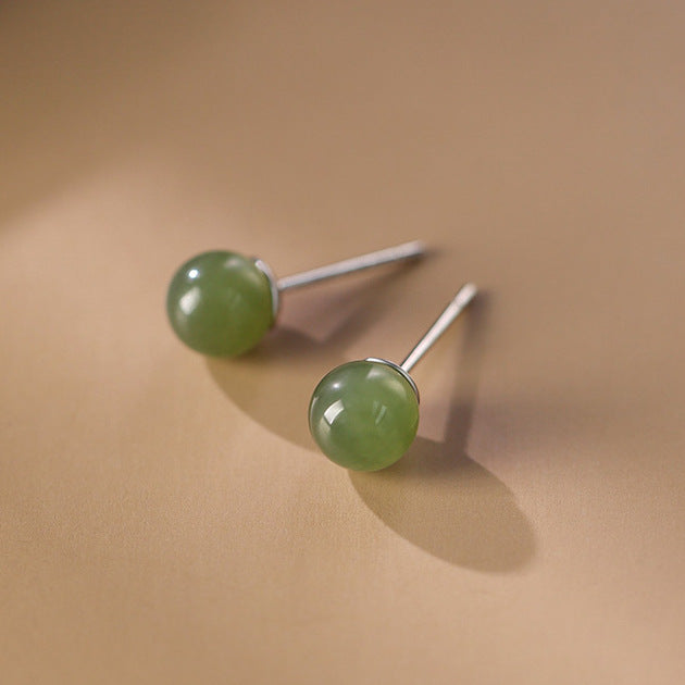 Women's Retro Style High Sense Niche Temperament Simple Compact Stud Earrings