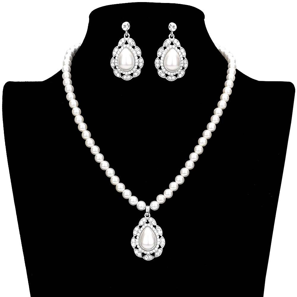 Rhinestone Embellished Teardrop Pearl Accented Necklace