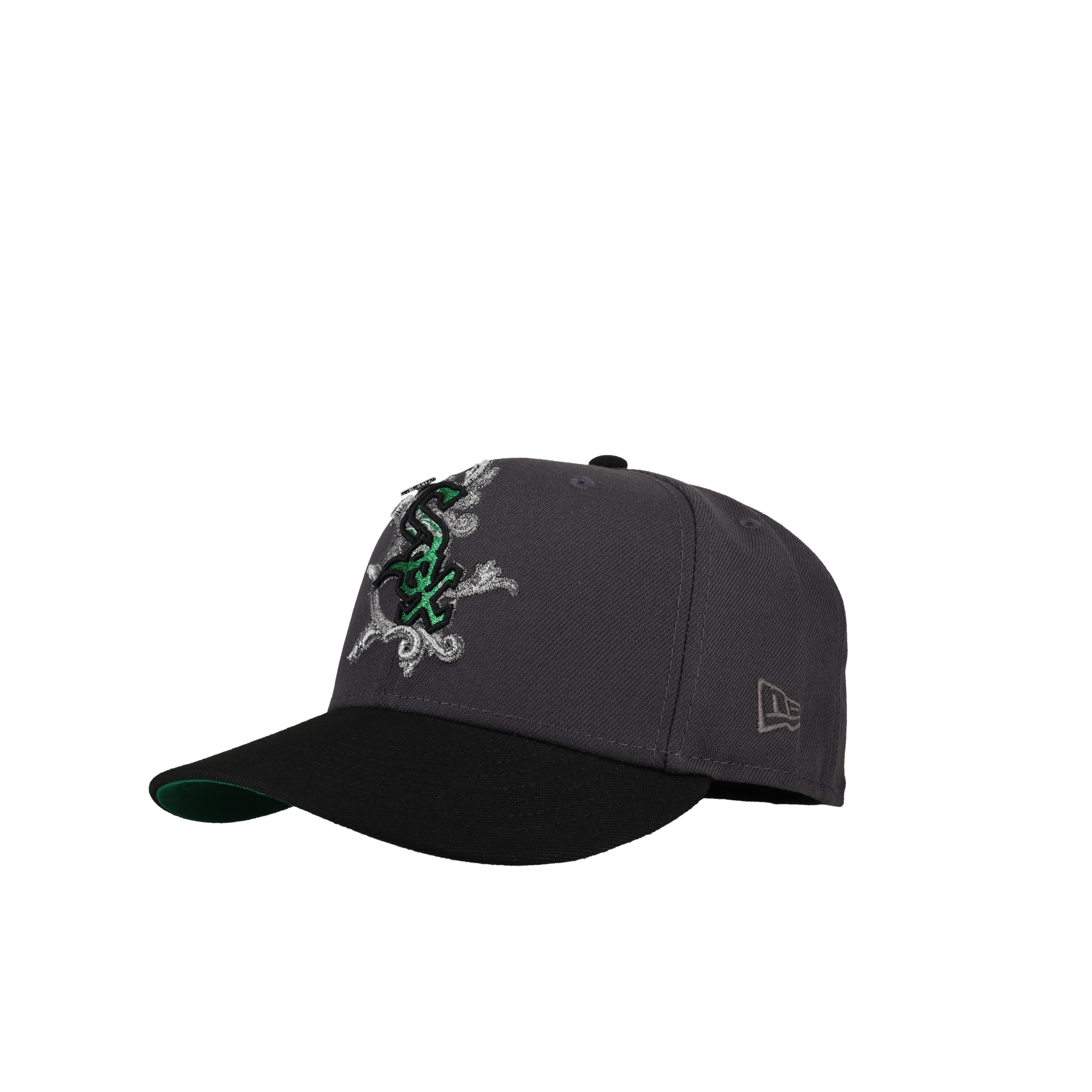 Chicago White Sox 2005 WS Laurel Wreath (Graphite/Black) Metallic 59Fifty Fitted Hat