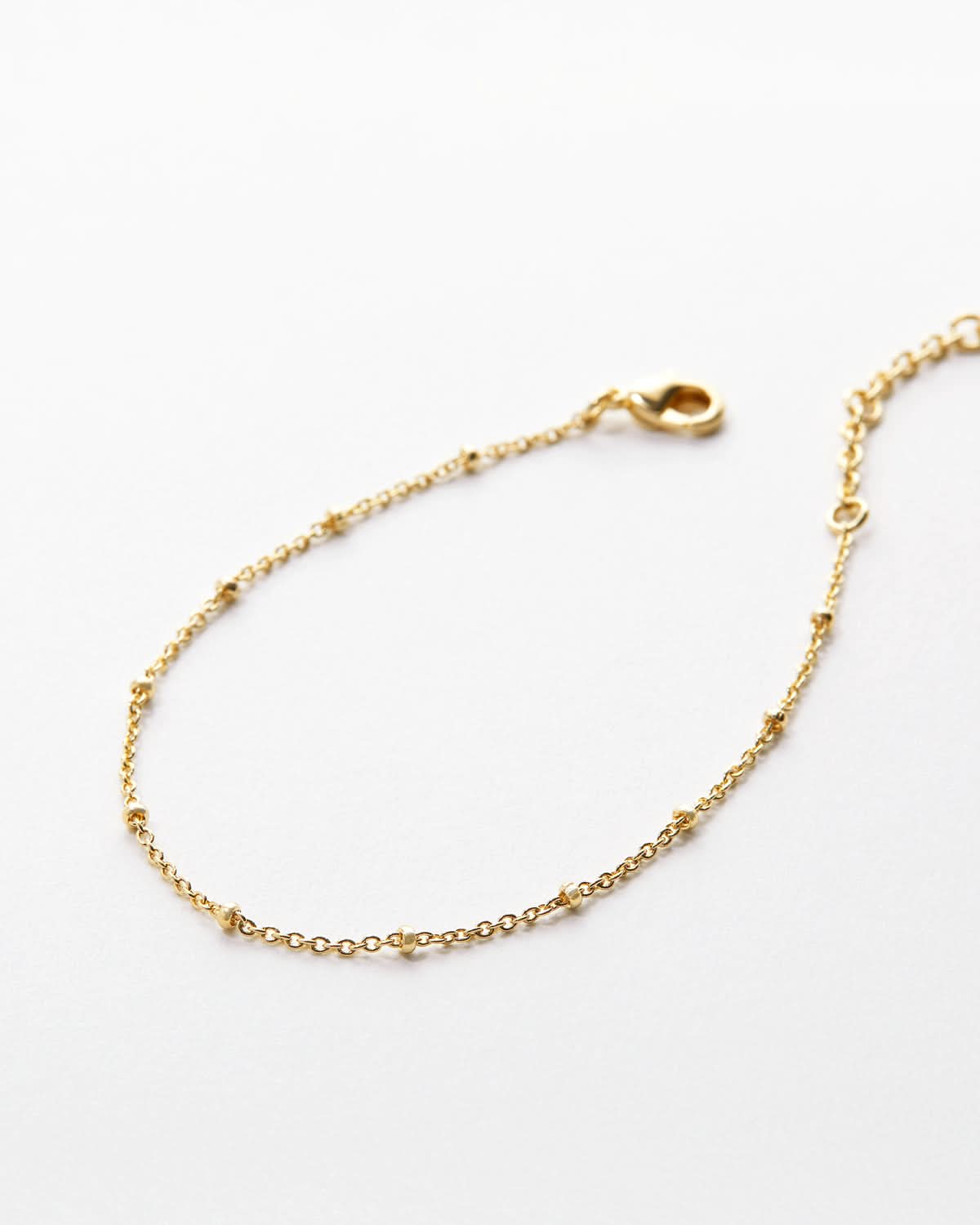 Milestone Satellite Chain Anklet