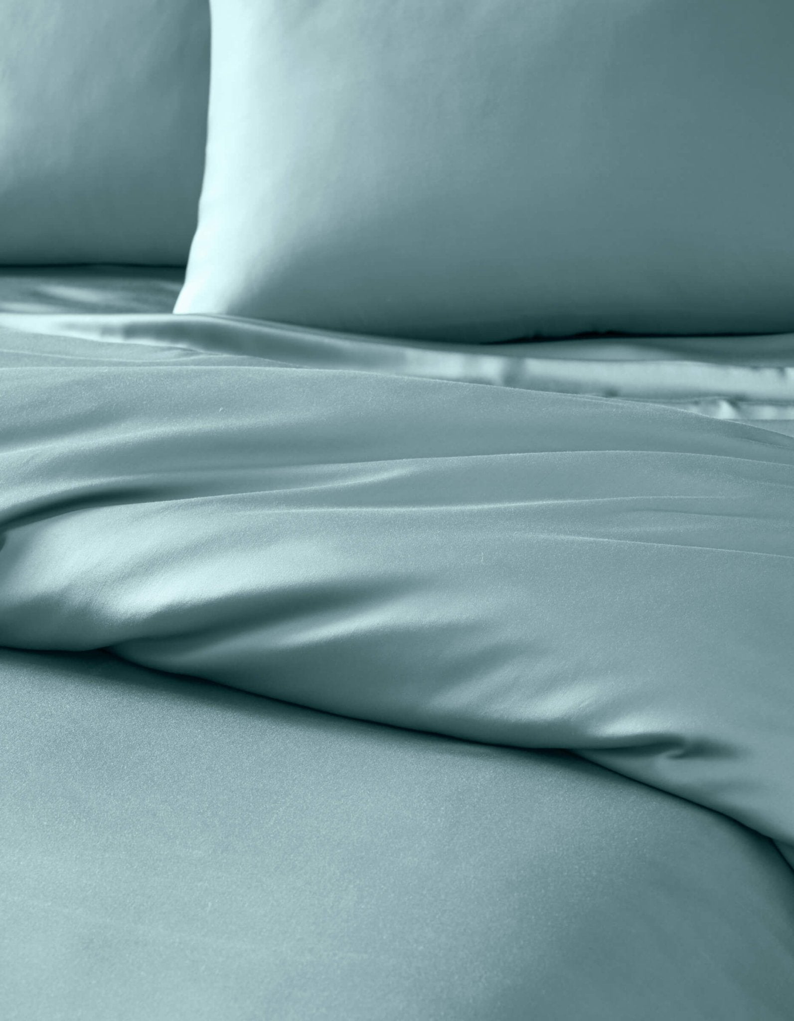 Bamboo Bedding Deluxe Bundle by Cozy Earth at Shirley Shoppe