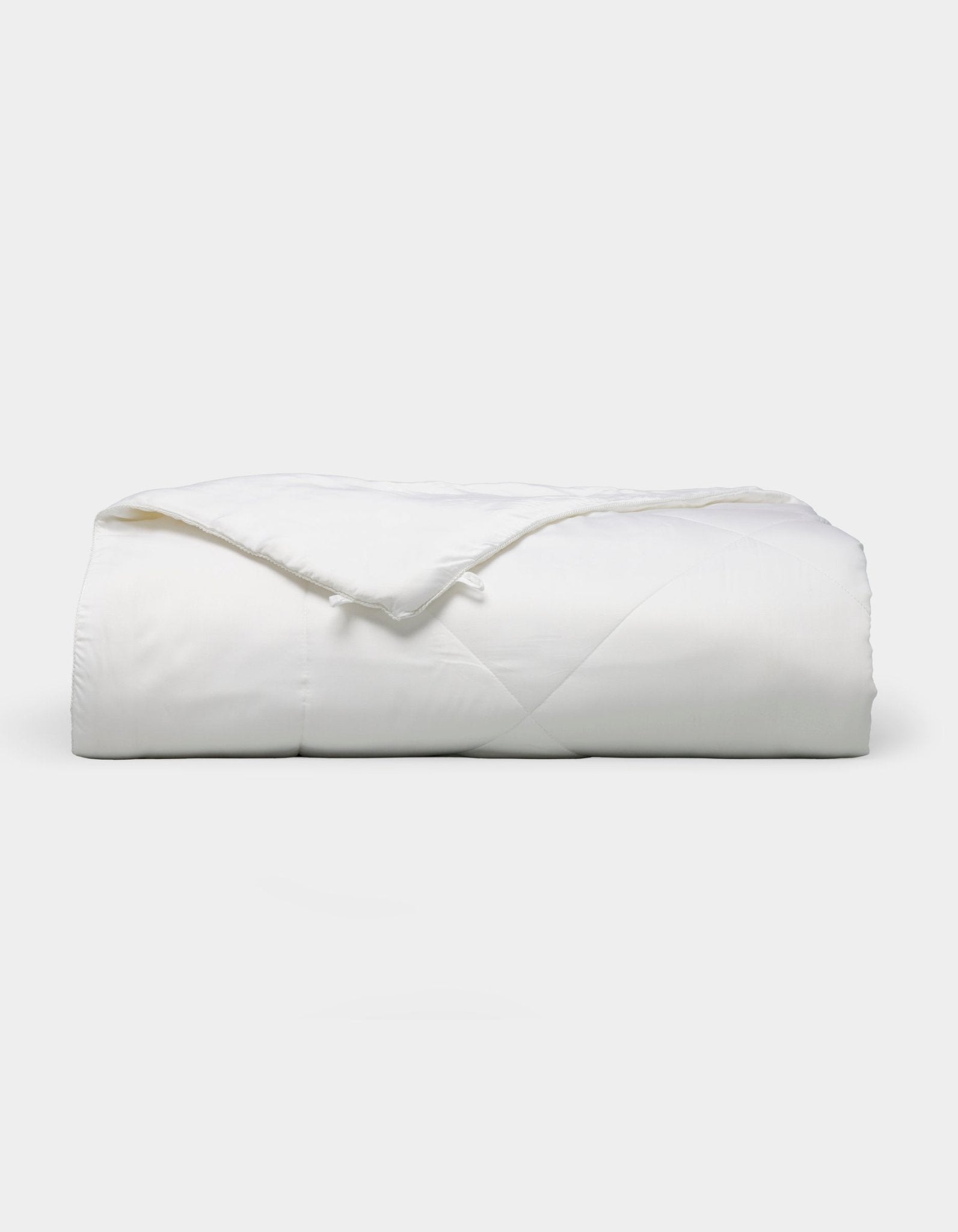 Bamboo Bedding Deluxe Bundle by Cozy Earth at Shirley Shoppe