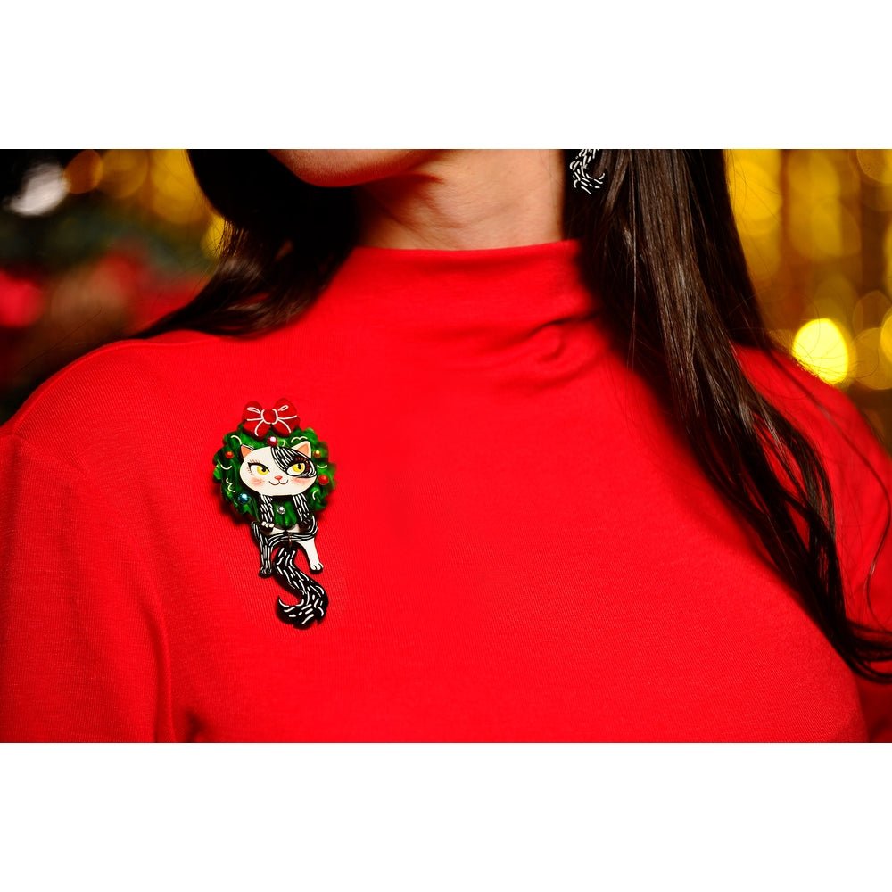 Cat in A Christmas Wreath Brooch by Laliblue by Quirks! at Shirley Shoppe