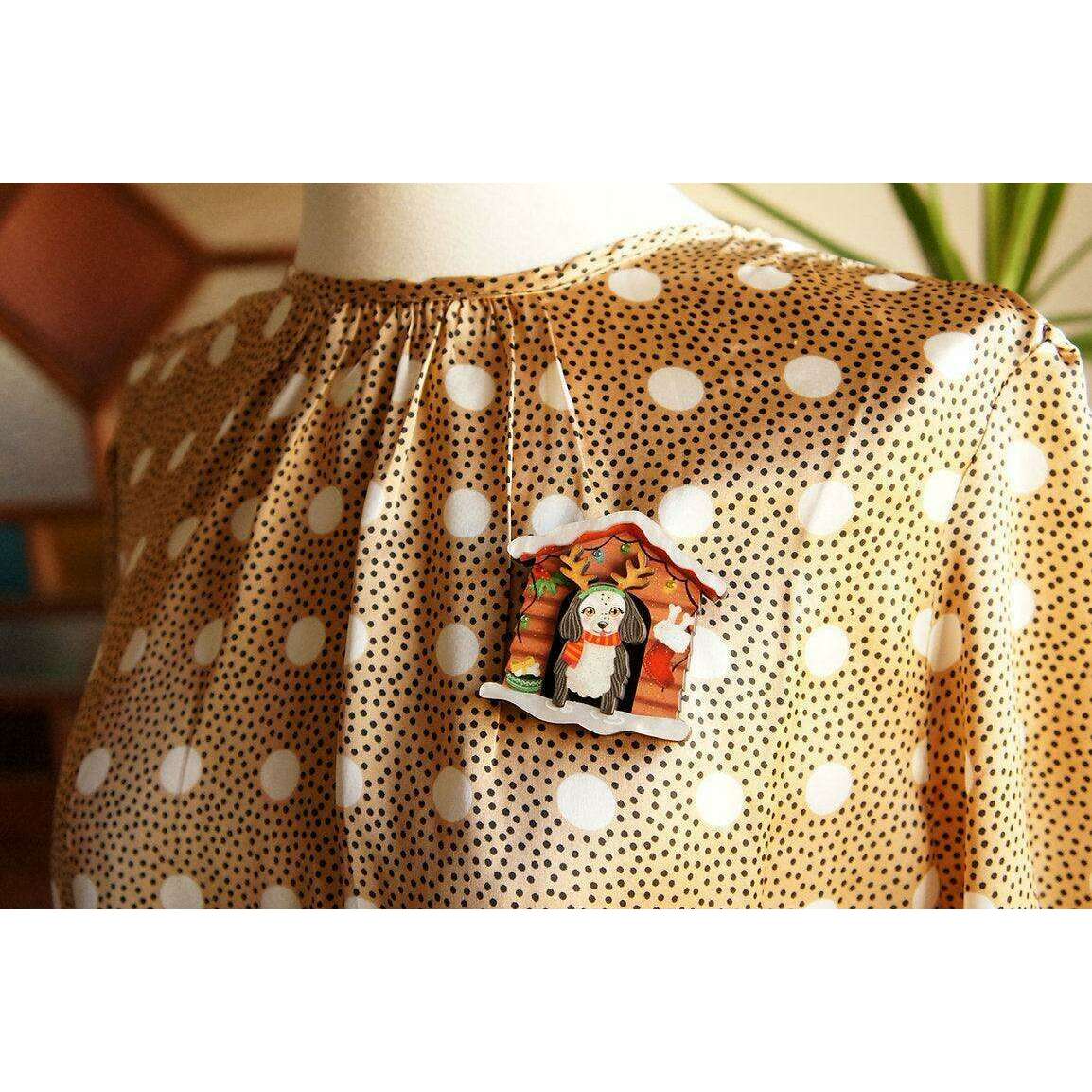Christmas Dog House Brooch by Laliblue