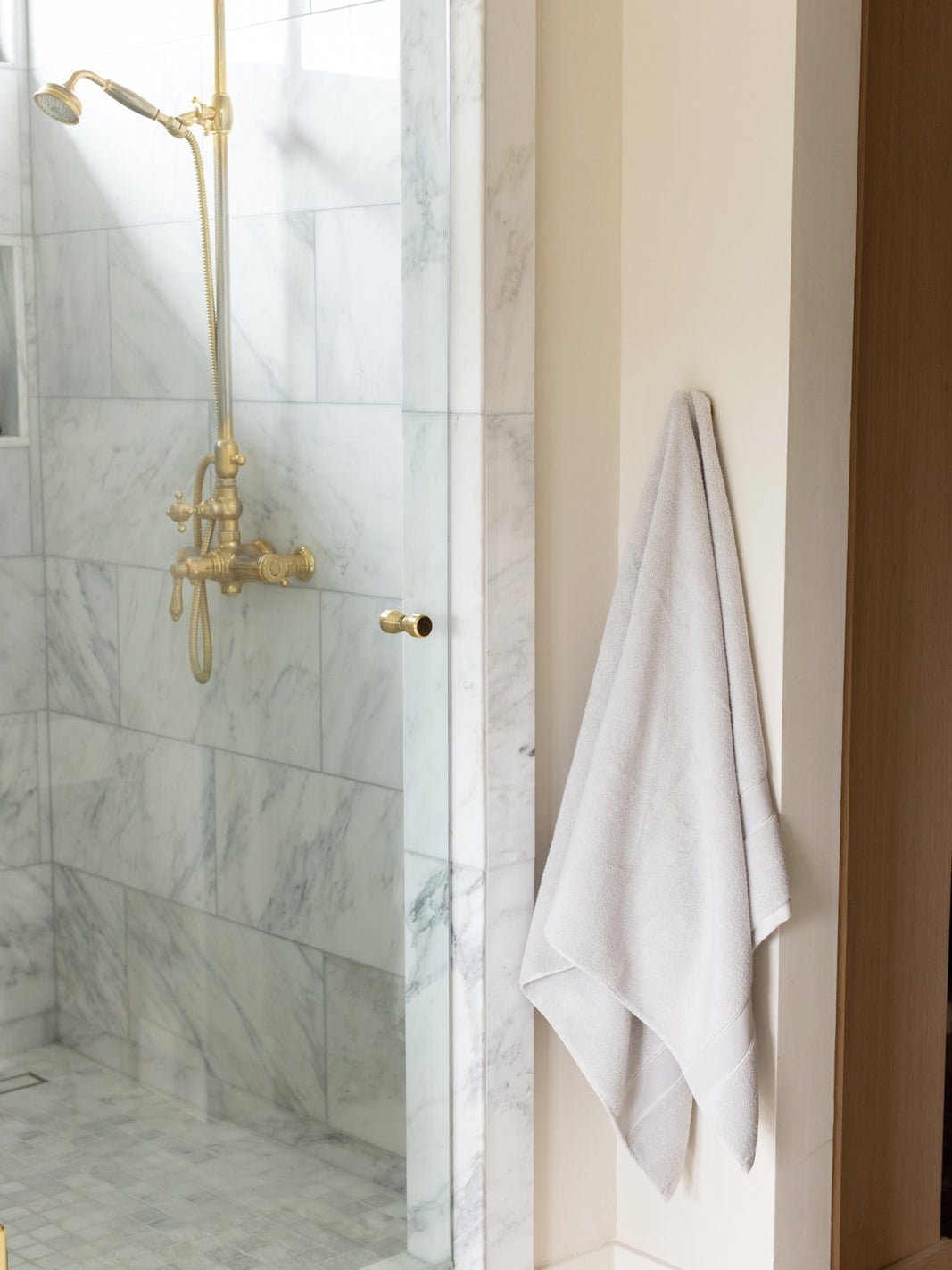 Complete Luxe Bath Bundle by Cozy Earth at Shirley Shoppe