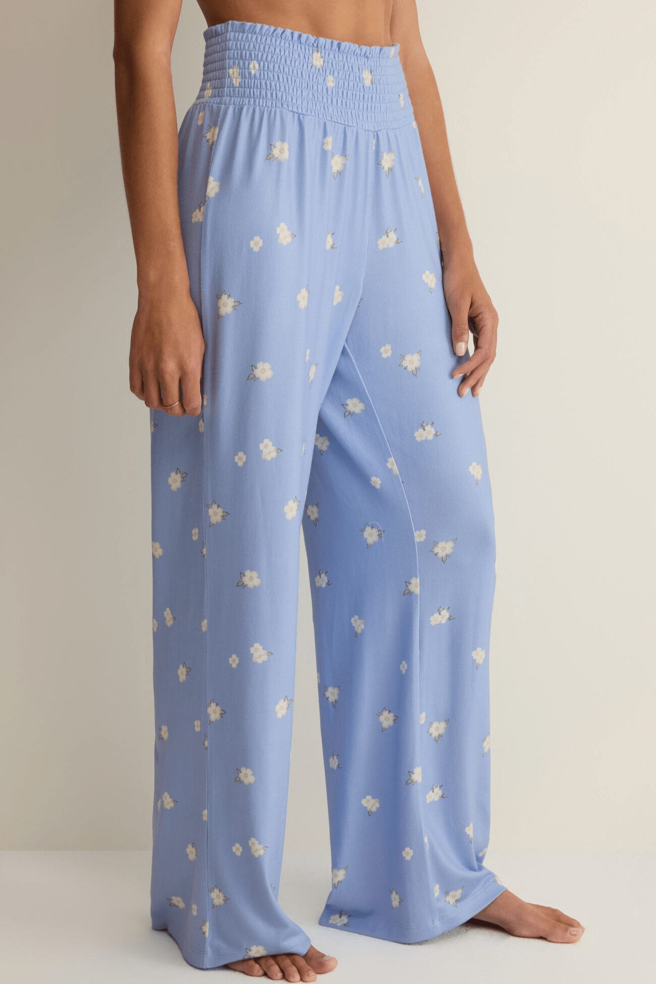DAWN FLORAL PANT by z supply at Shirley Shoppe