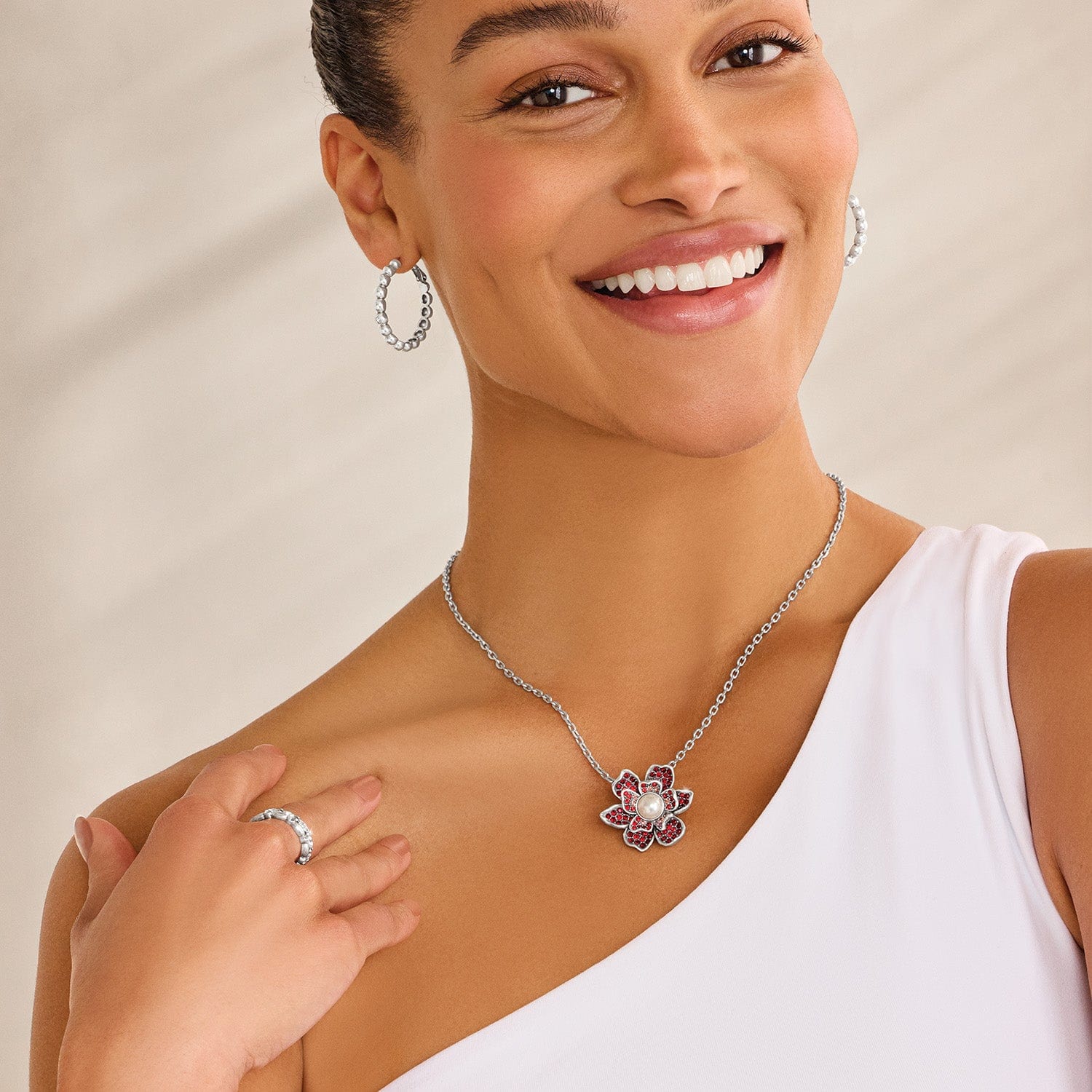 Everbloom Pearl Necklace