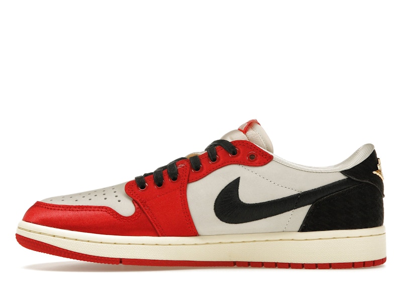 Jordan 1 Retro Low OG Trophy Room Away