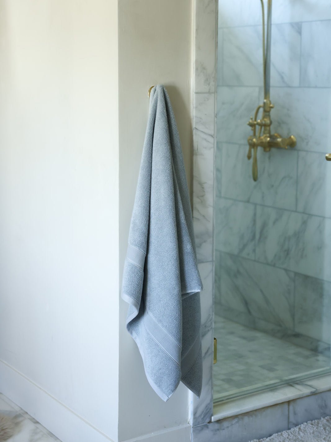 Luxe Bath Towel Set by Cozy Earth at Shirley Shoppe