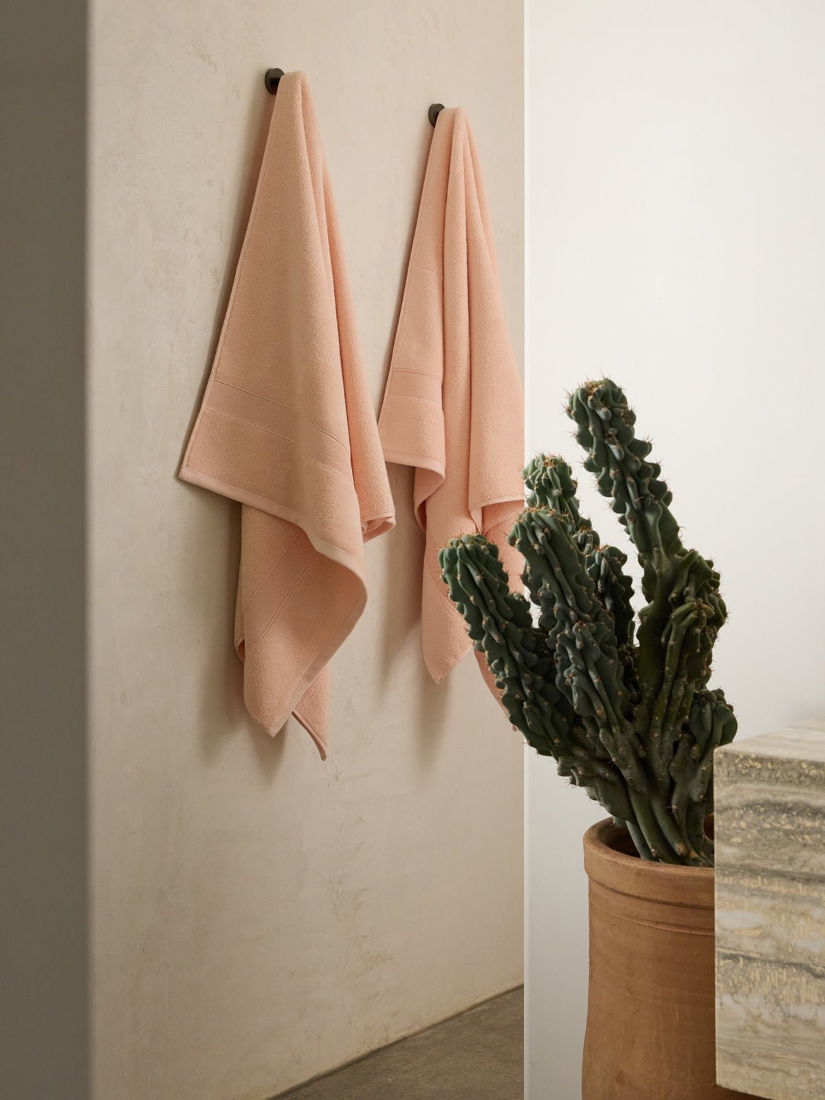 Luxe Bath Towel Set by Cozy Earth at Shirley Shoppe