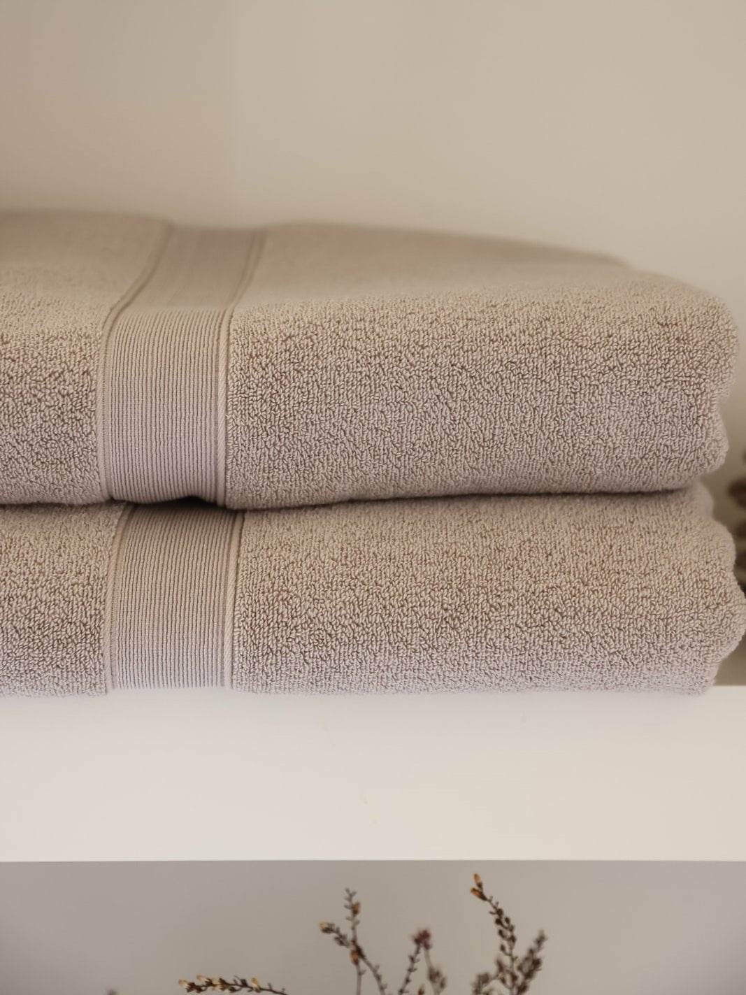 Luxe Bath Towels by Cozy Earth at Shirley Shoppe