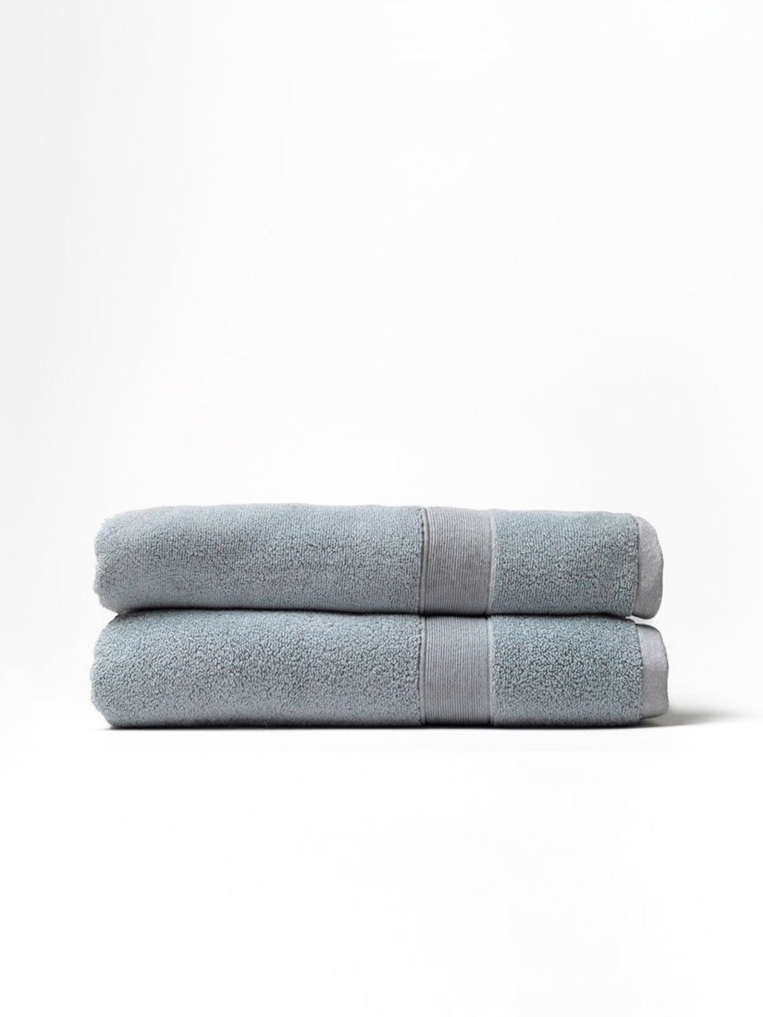 Luxe Bath Towels by Cozy Earth at Shirley Shoppe