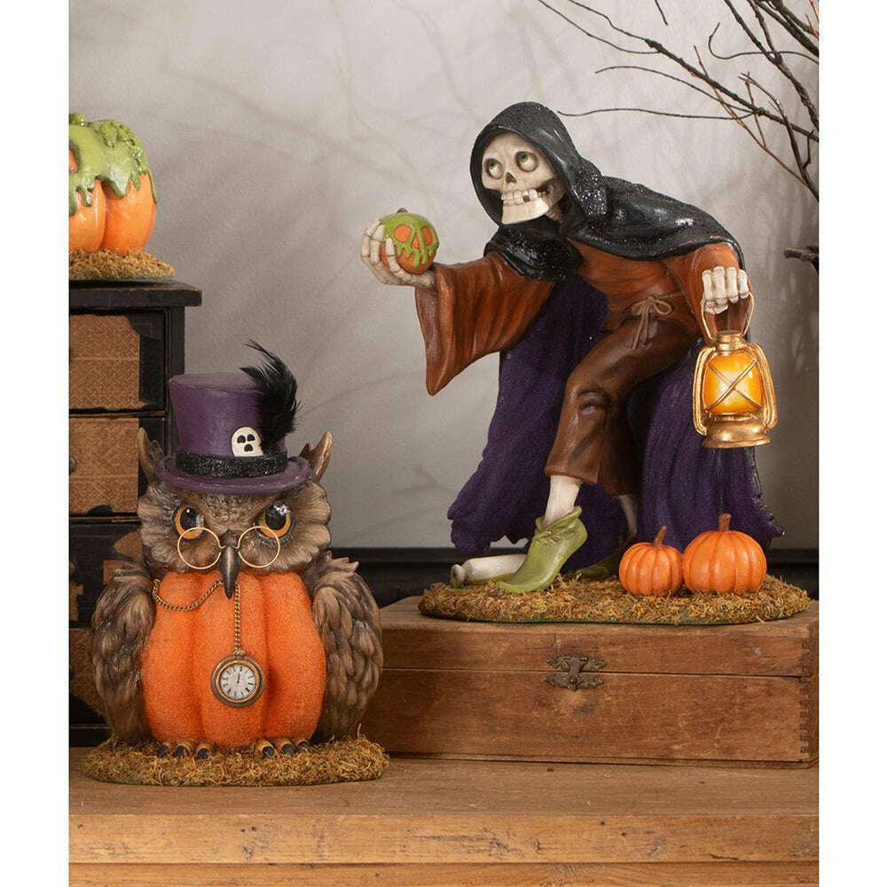 Mr. Hootsworth by Bethany Lowe Designs