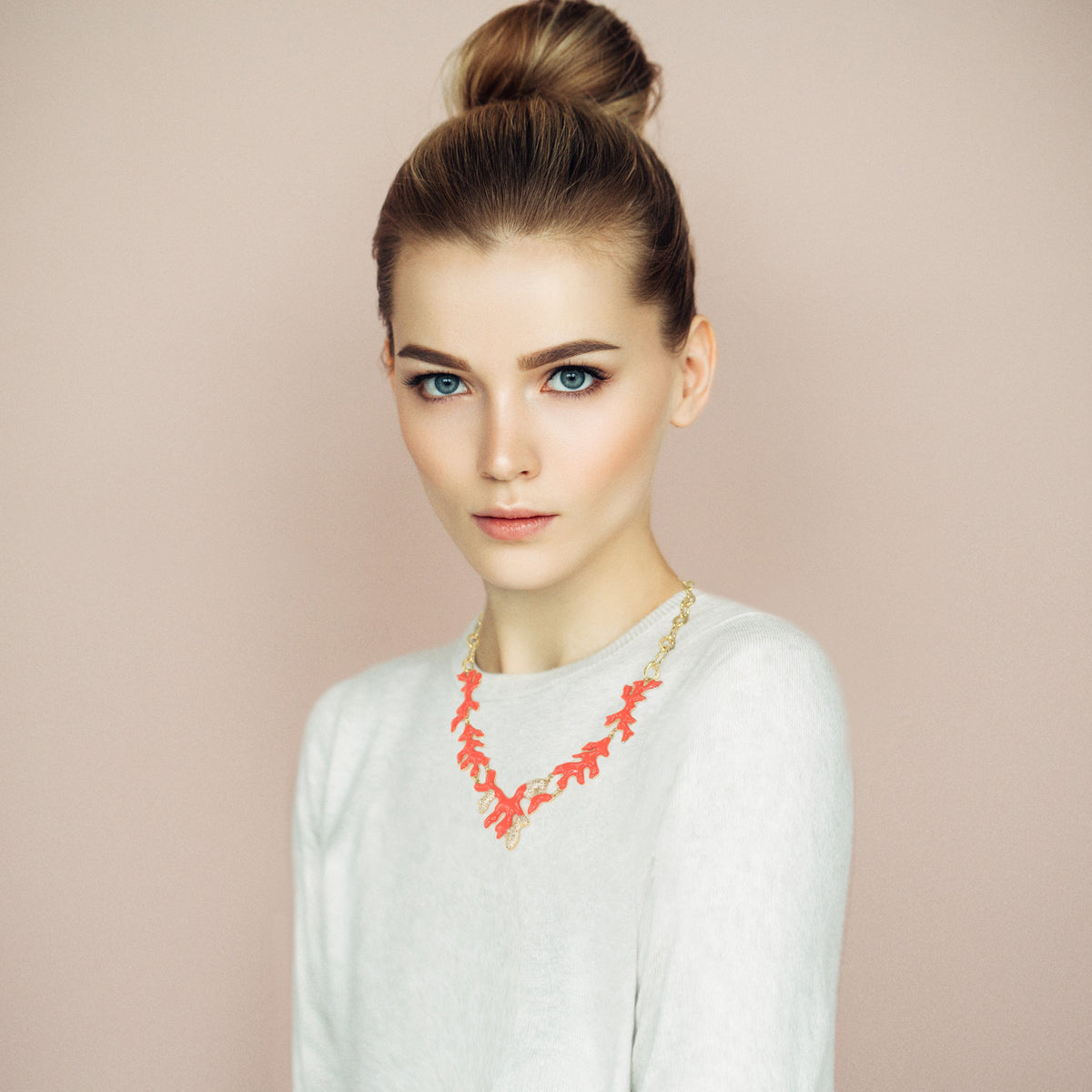 Pretty Little Things Coral Necklace