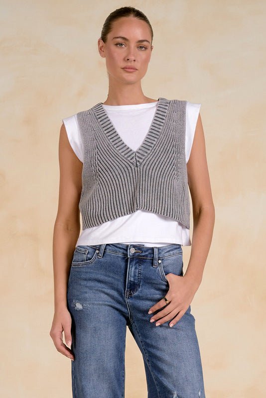 Sydney Top by Elan at Shirley Shoppe
