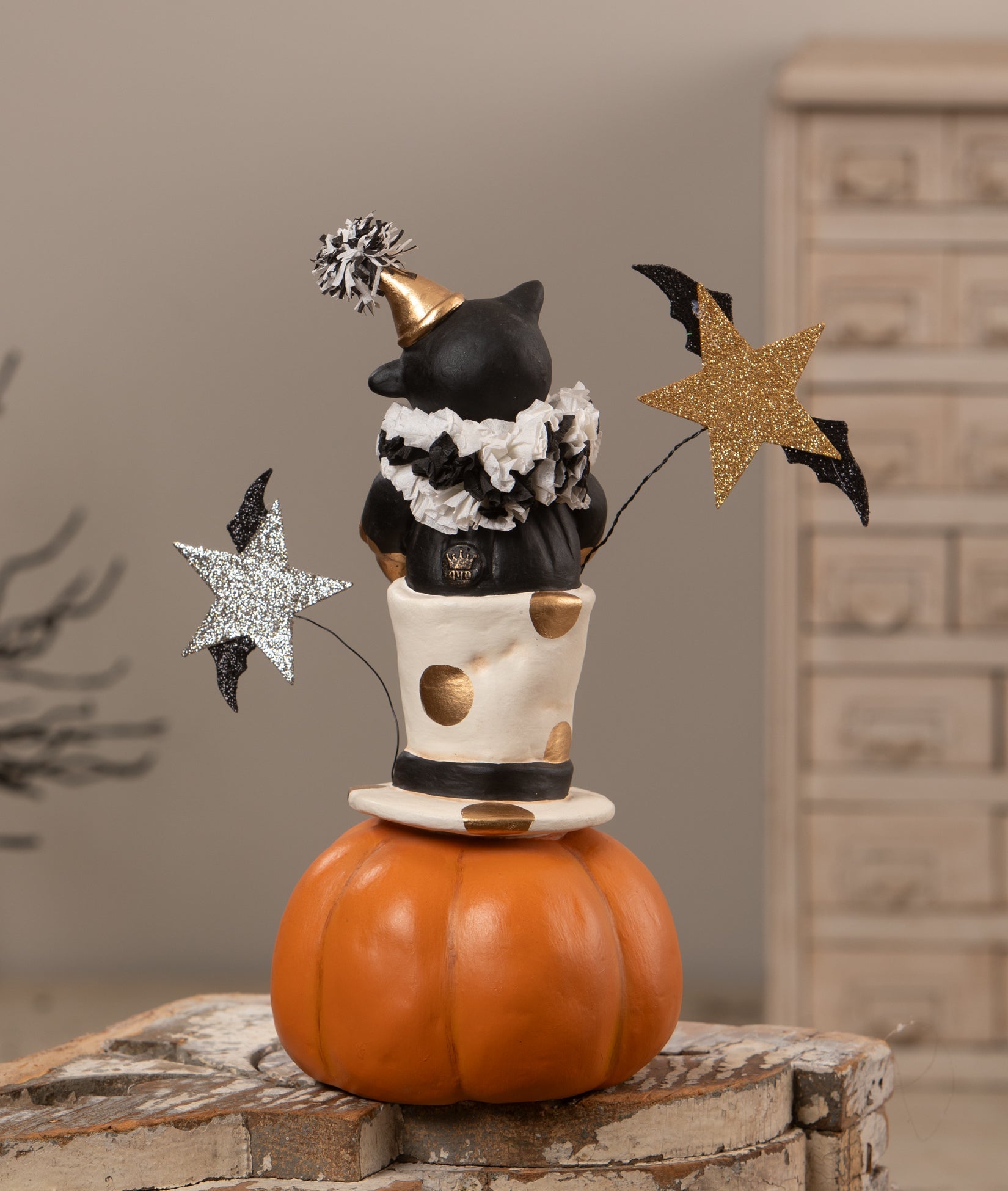 Top Hat Jack with Cat | Halloween Decor | Bethany Lowe by Quirks! at Shirley Shoppe