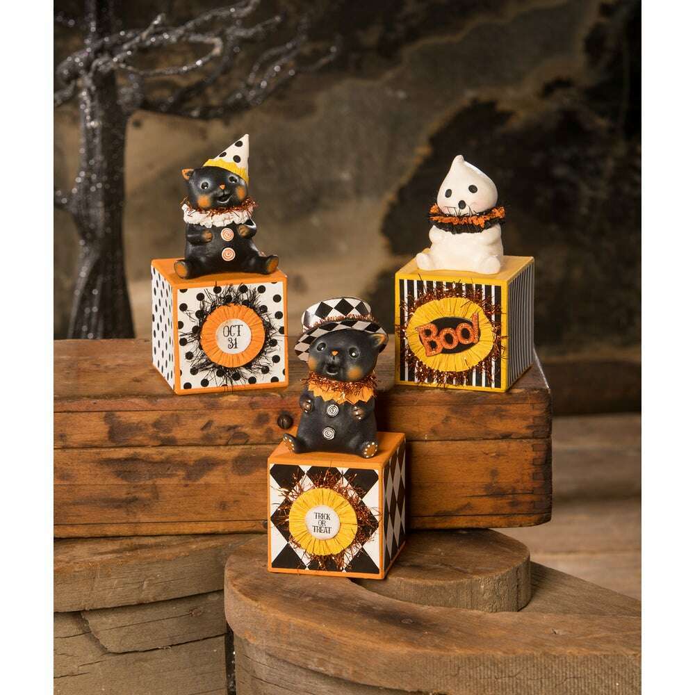 Top Hat Kitty on Block by Bethany Lowe Designs