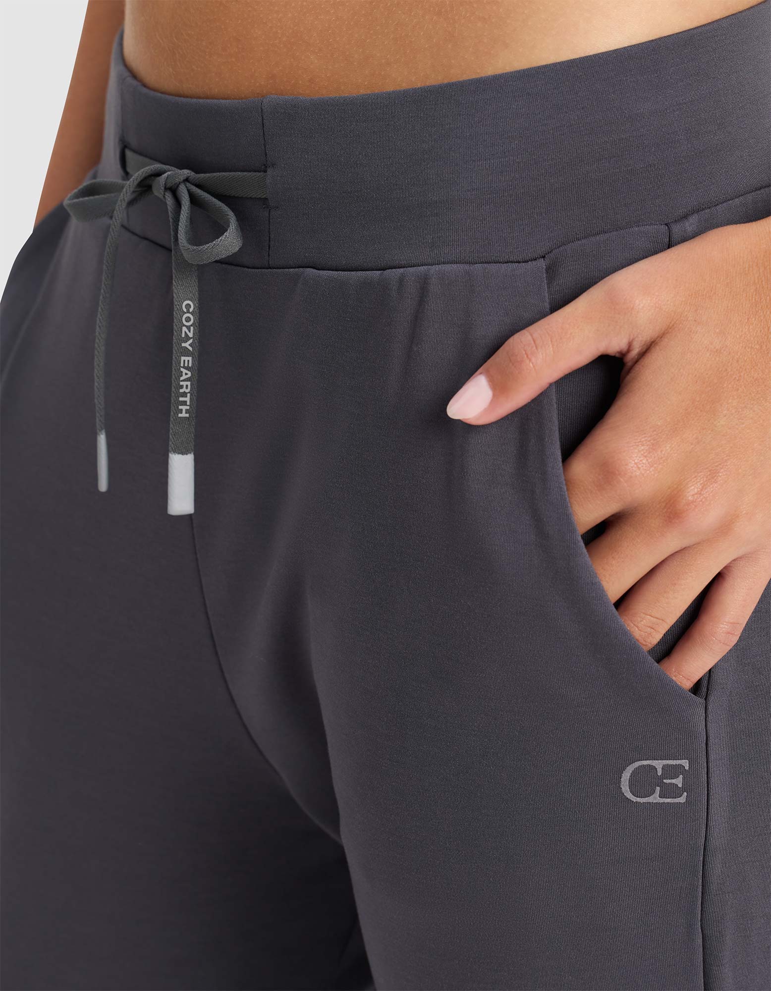 Women's Brushed Bamboo Jogger Set by Cozy Earth at Shirley Shoppe